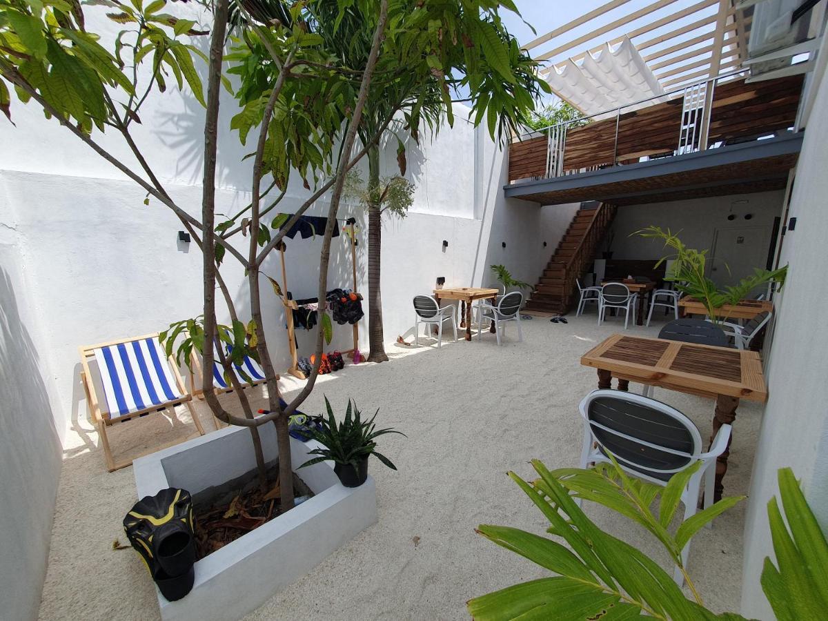 Dhoani Maldives Guesthouse Kendhoo Eksteriør bilde