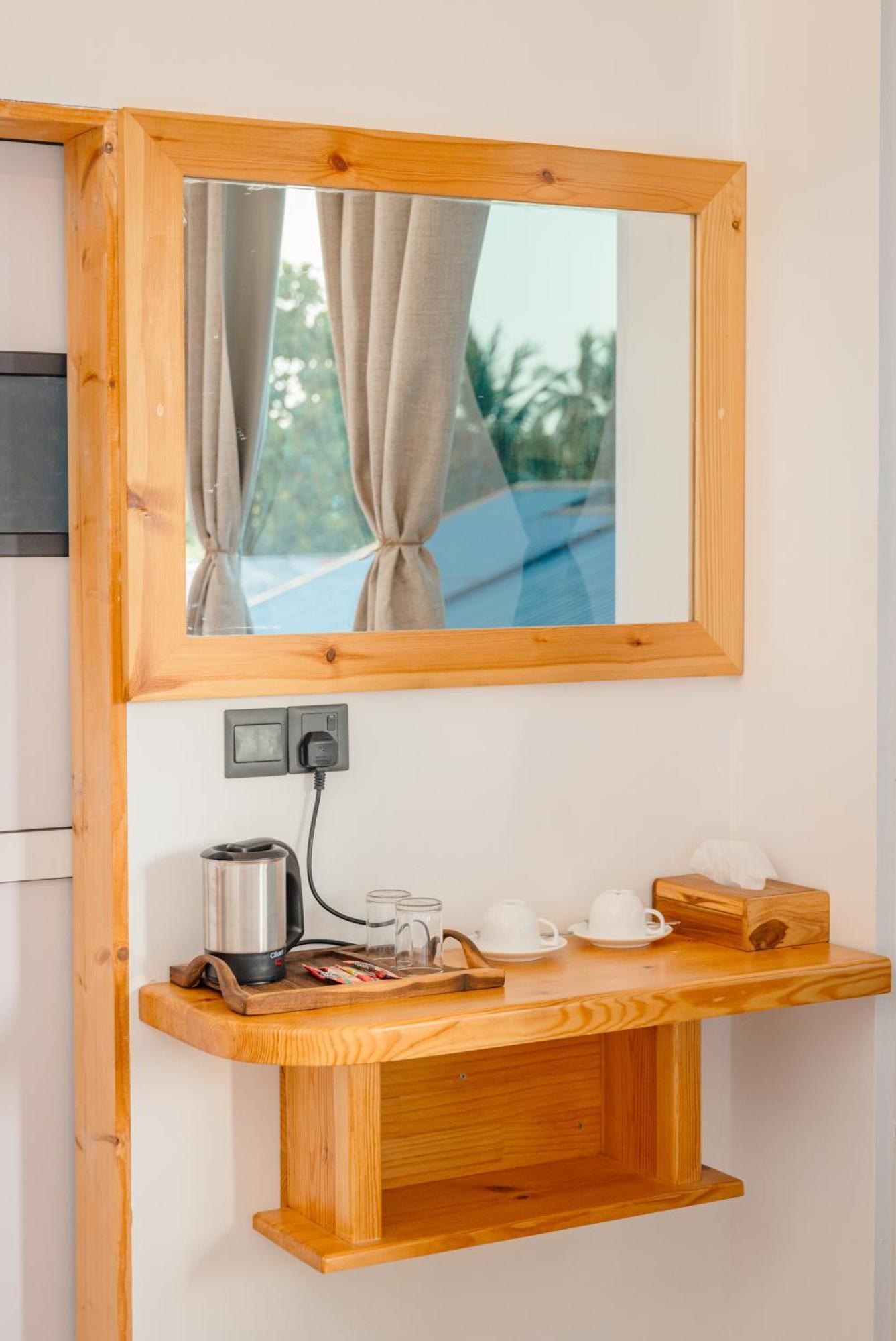Dhoani Maldives Guesthouse Kendhoo Eksteriør bilde